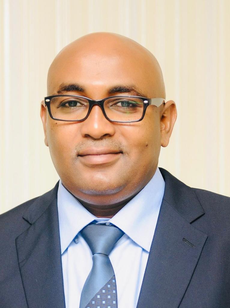 عمر موسى