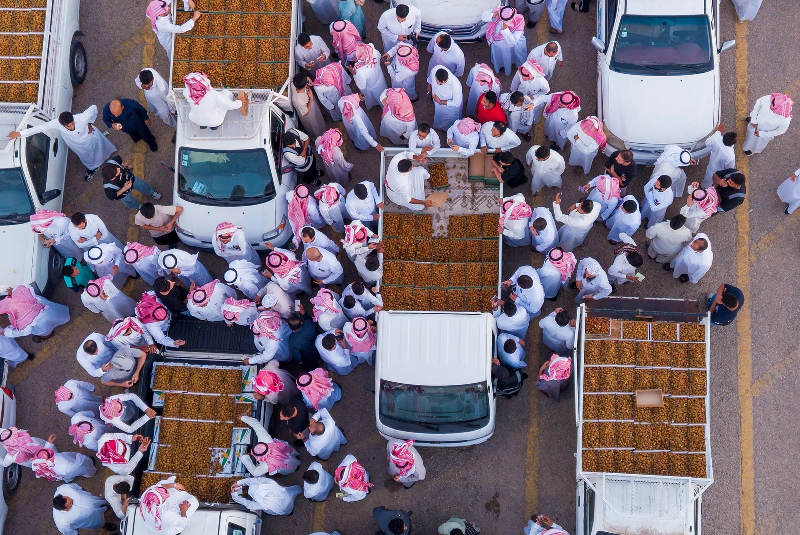 18 مليون ريال مبيعات "بريدة للتمور" في أسبوعه الأول
