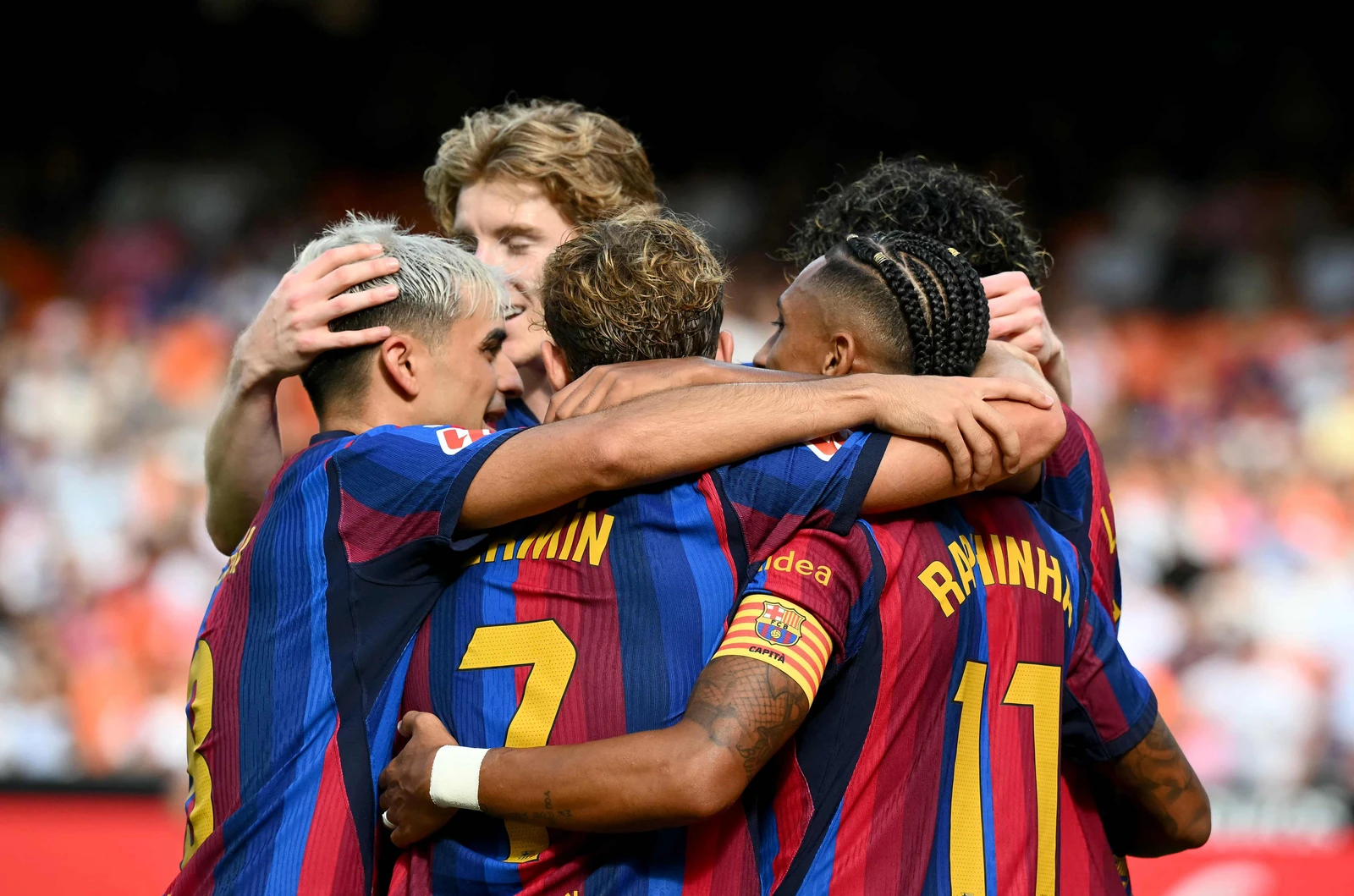 برشلونة يواصل انتصاراته بخماسية في شباك فالنسيا