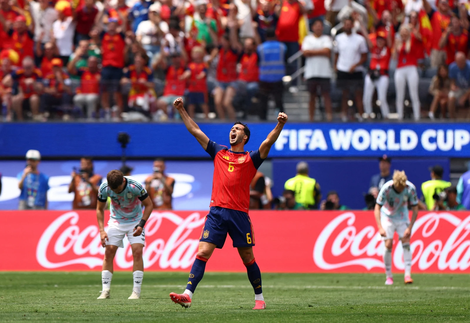 ميرينو: أعيش أكثر أحلامي جنونًا مع منتخب إسبانيا