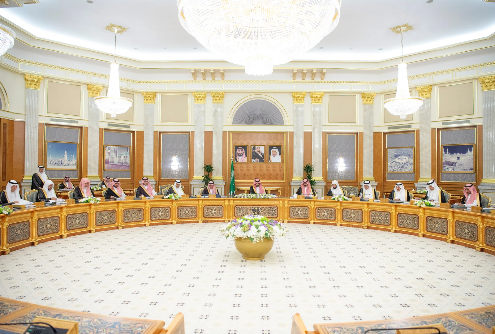 السماح بتقسيط غرامات منشآت القطاعين الخاص وغير الربحي