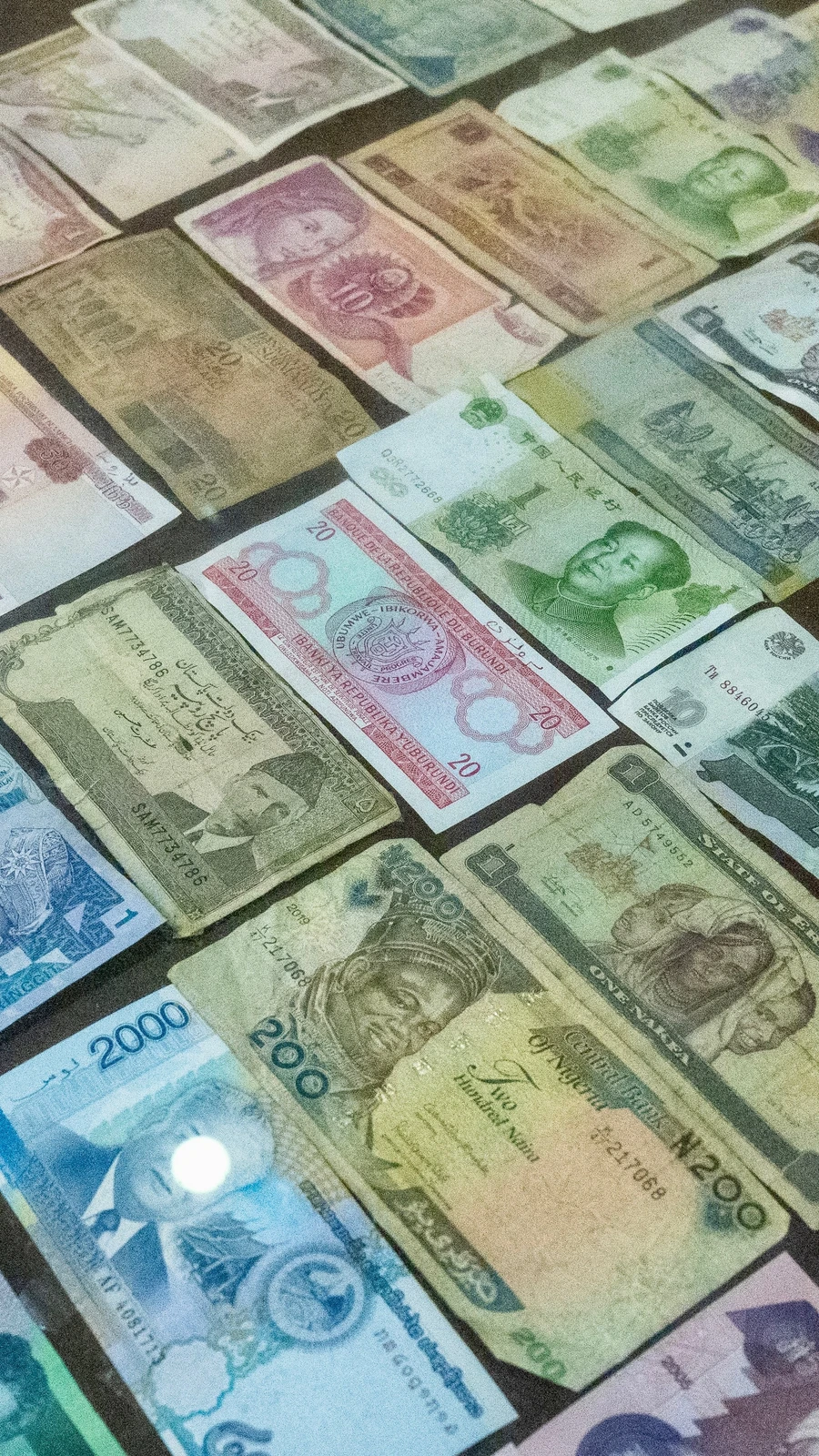 3 آلاف عملة نادرة تروي تاريخ الحضارات في متحف رفحاء