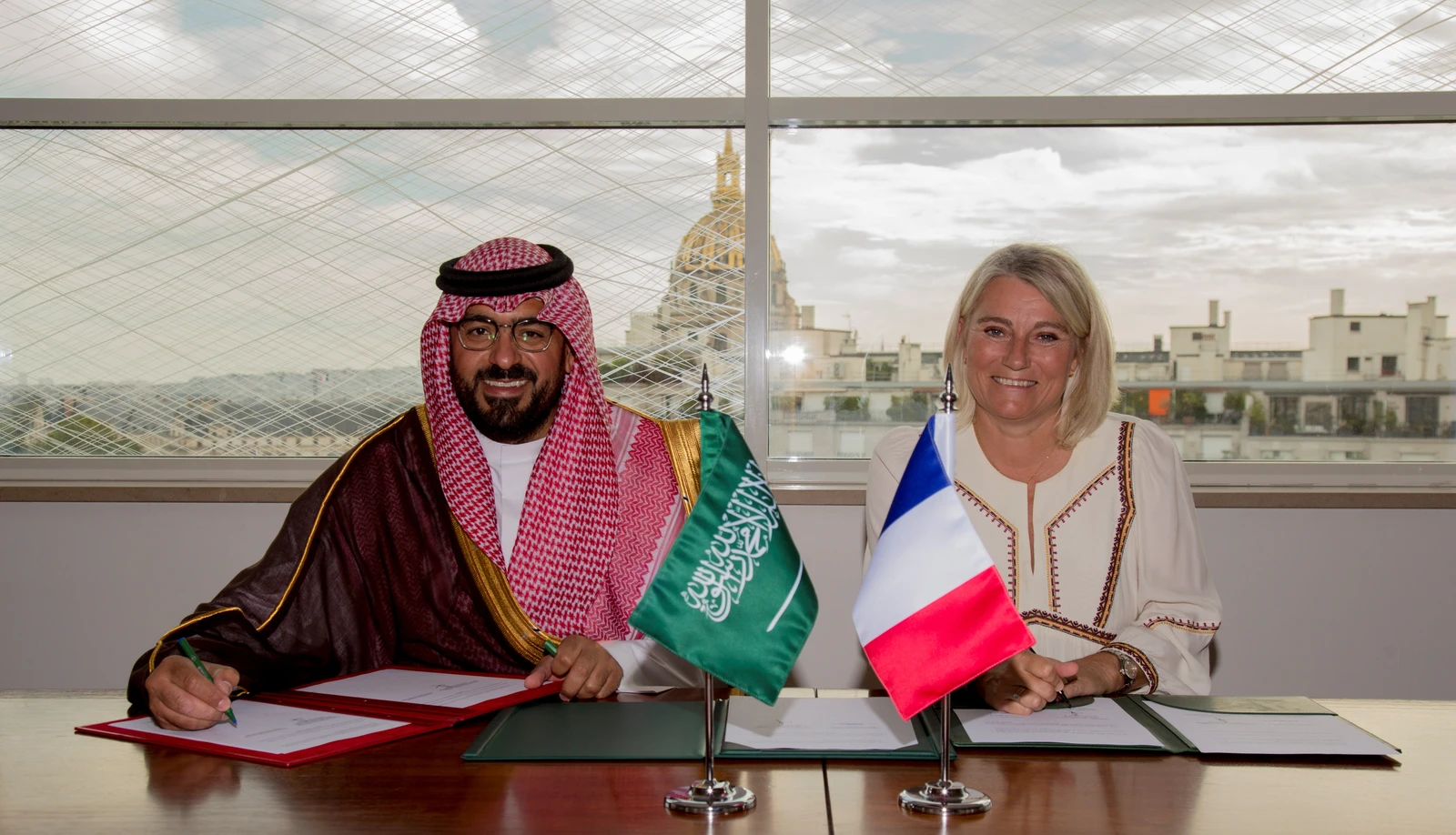 مذكرة تفاهم سعودية فرنسية حول الصناعات الدوائية