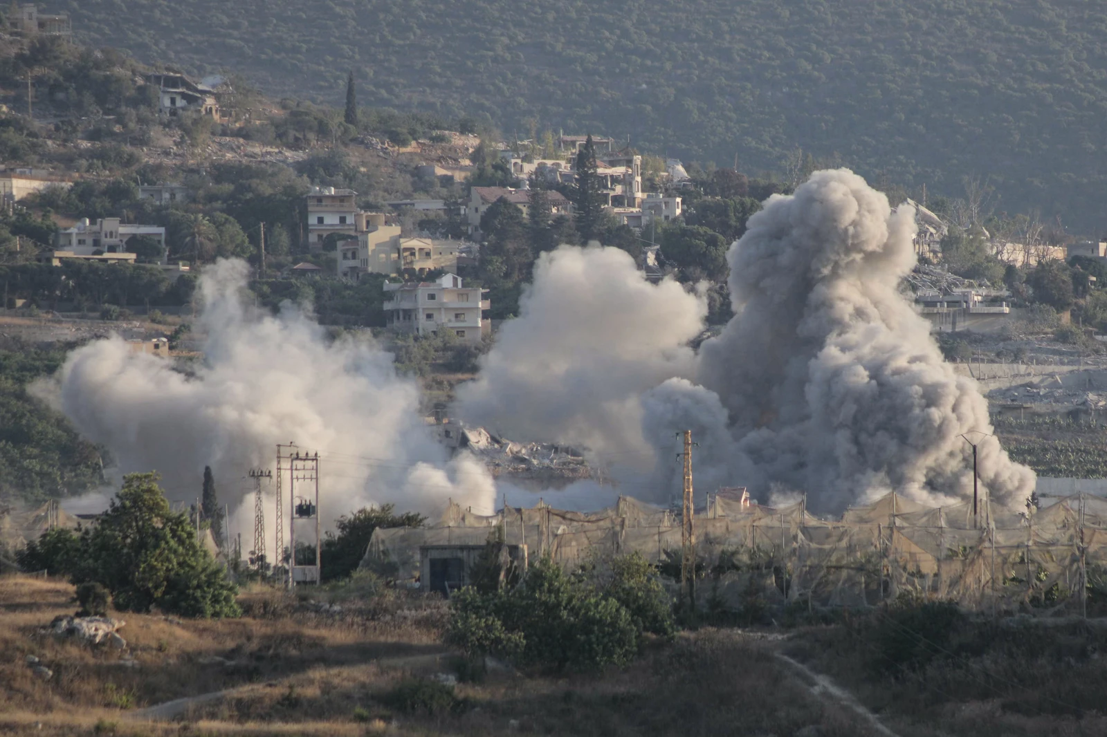 Lebanese army hits back at criticism amid Israeli military expansion in south