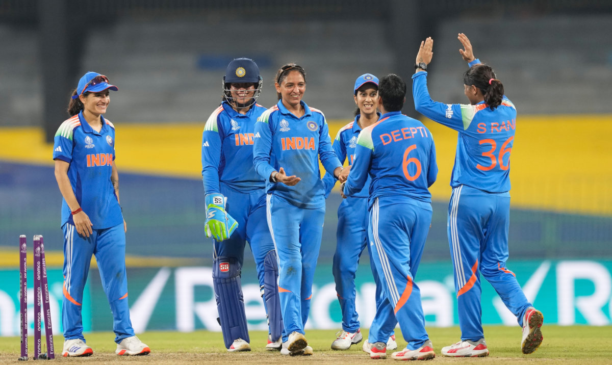 India cricketers refuse Asia Cup trophy from top Pakistan official