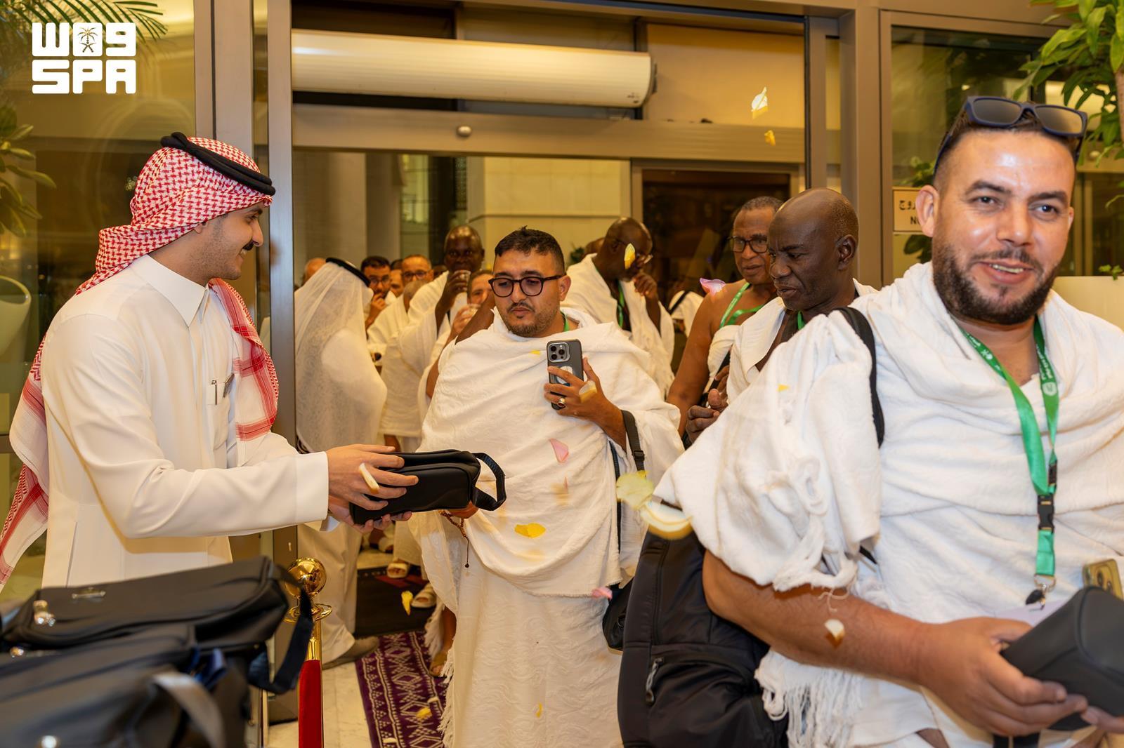 250 African Umrah guests arrive in Makkah