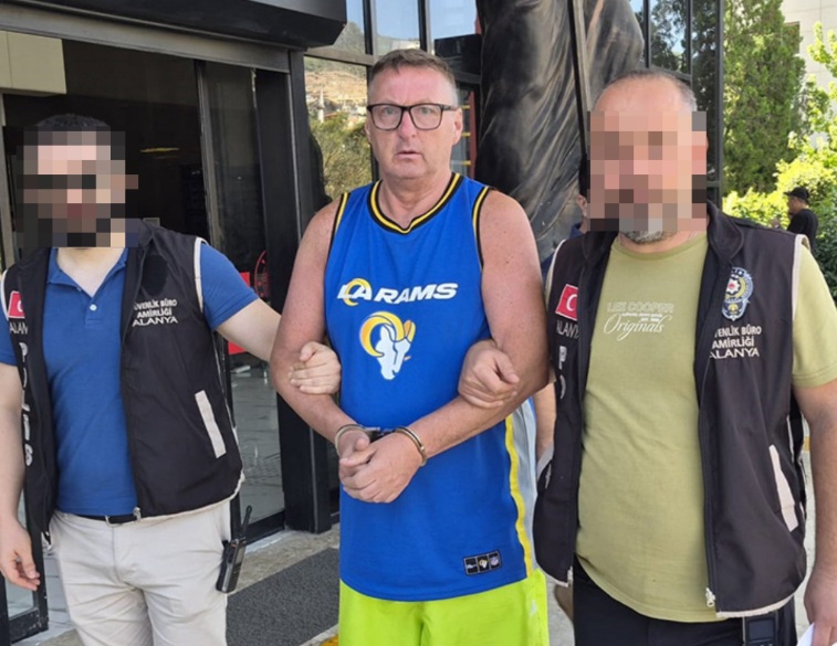 British tourist held for spitting at Turkish flag: report