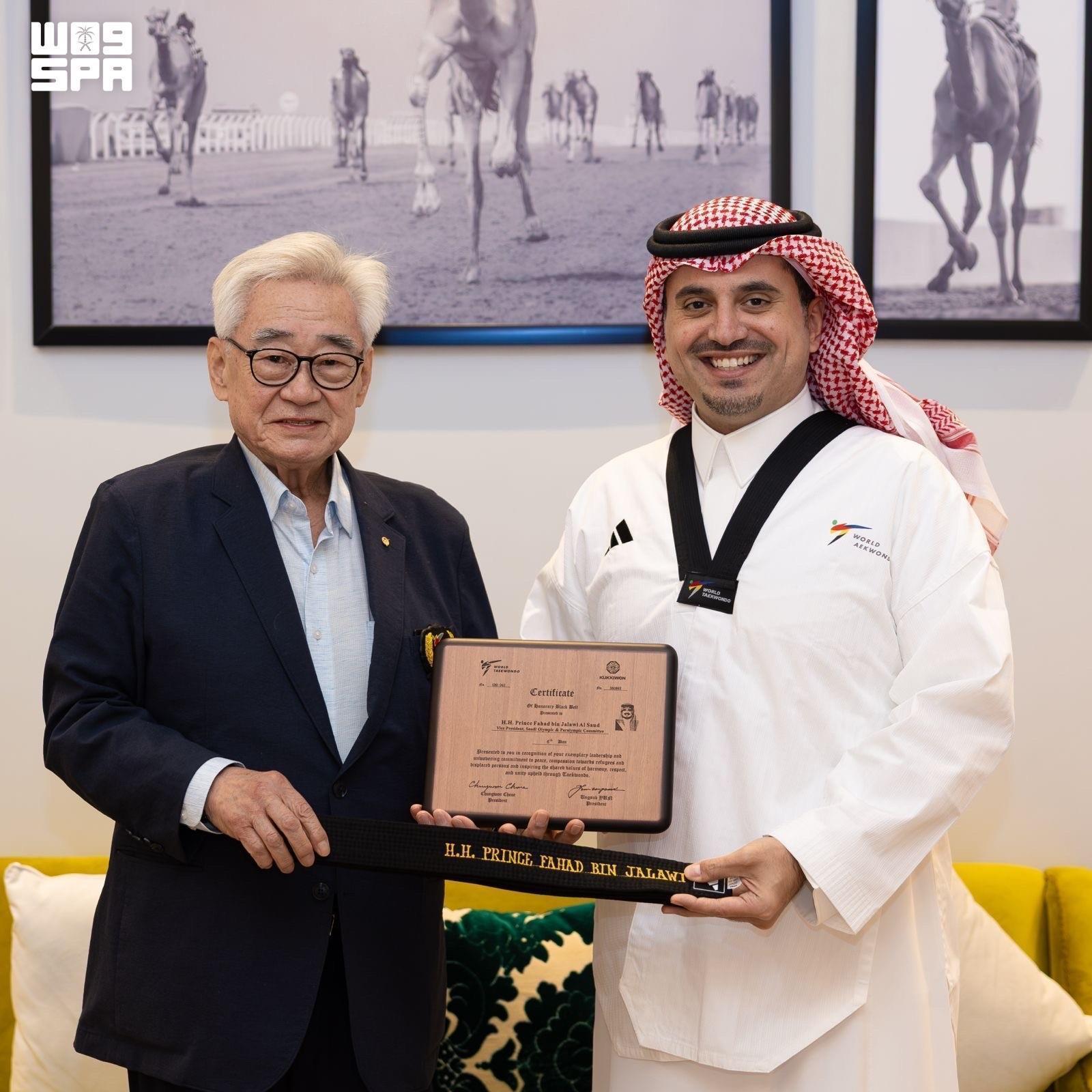 World Taekwondo honors Saudi Olympic official