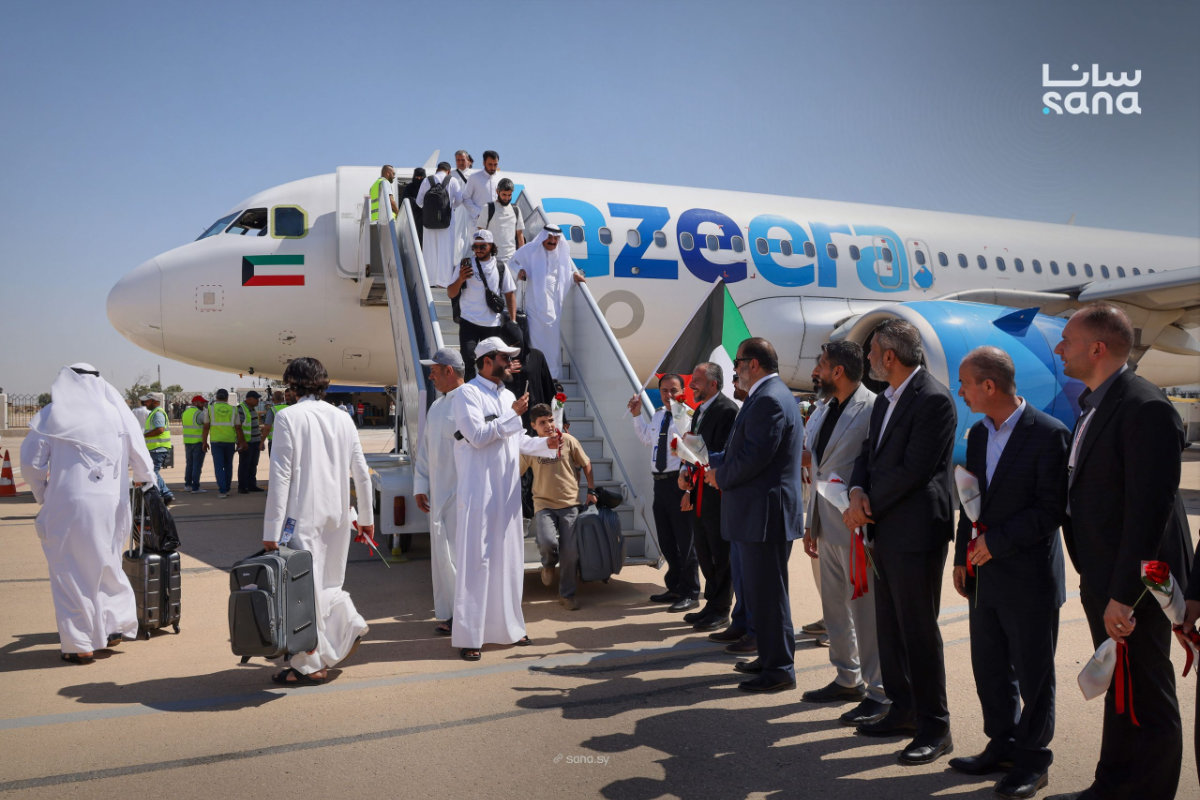 Three days after Deir Ezzor International Airport returned to service on August 5, it welcomed Syrian Airlines flights from Damascus, while Jazeera Airways launched regular direct Kuwait-Deir Ezzor service. (SANA)
