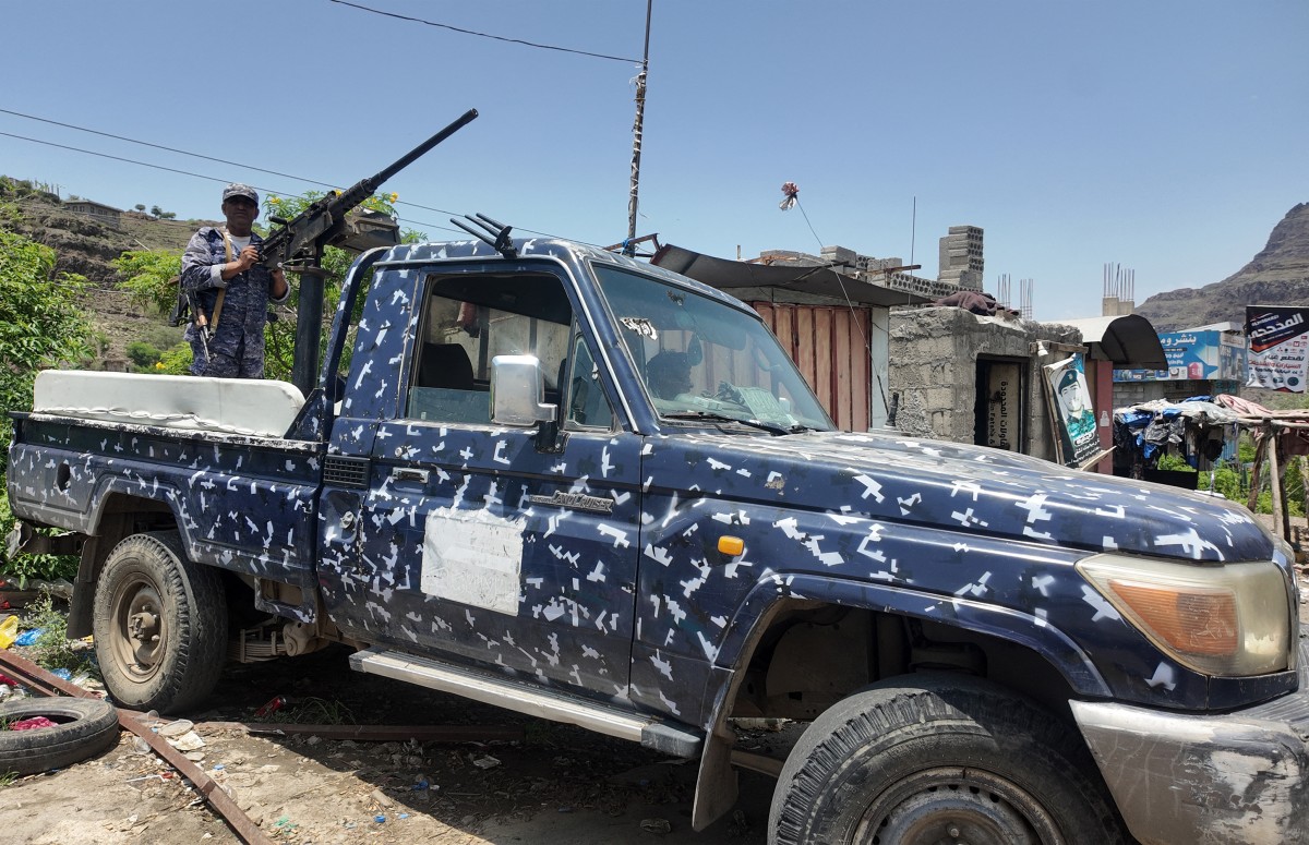 Yemen fighting intensifies as government forces claim gains in Taiz