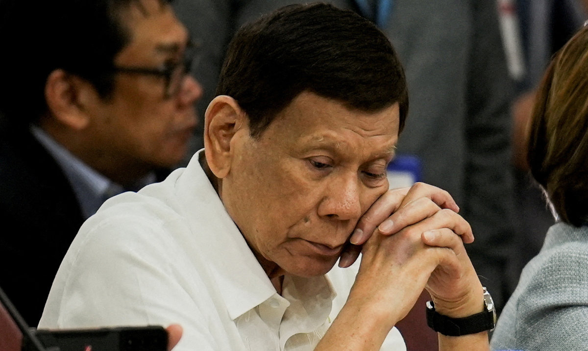 Former Philippines leader Duterte due in ICC courtroom to assess if fit for murder trial