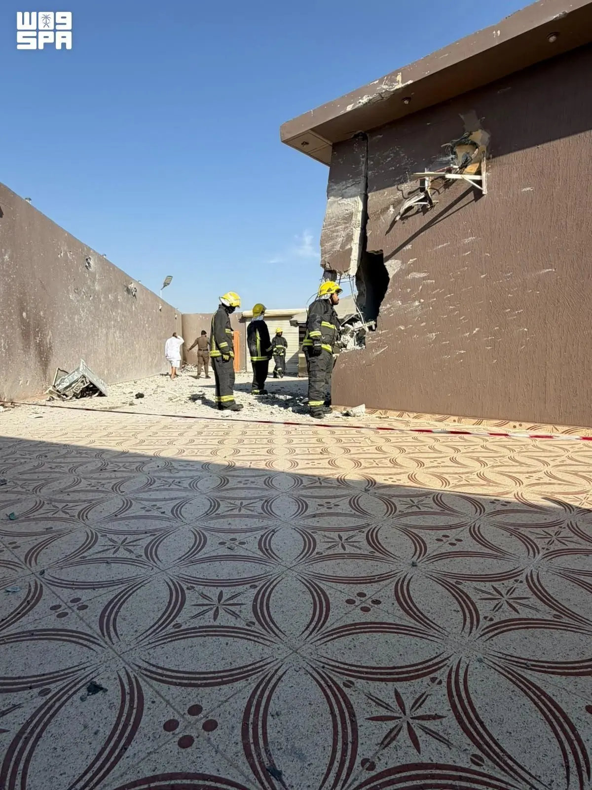 Saudi Civil Defense issues, then lifts warnings of potential danger in Riyadh and other areas