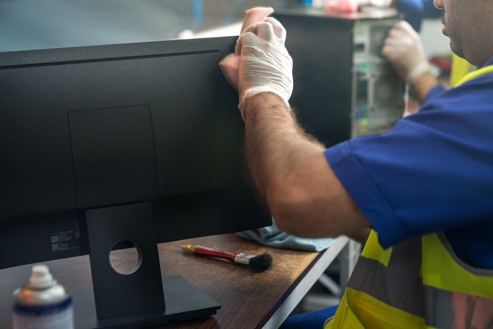 Ertiqa has refurbished and distributed 166,329 devices, representing SR140 million in saved economic value. (Supplied)