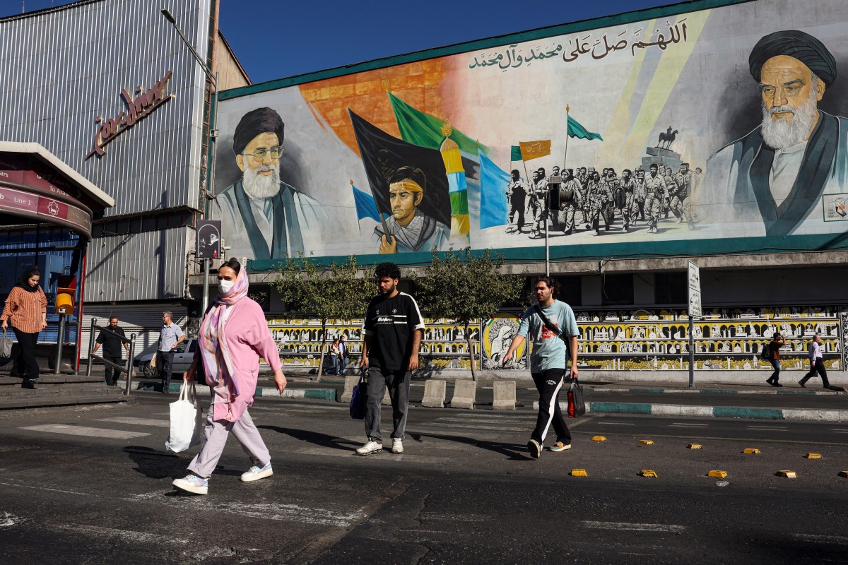 Canada imposes new sanctions on Iran officials, entities
