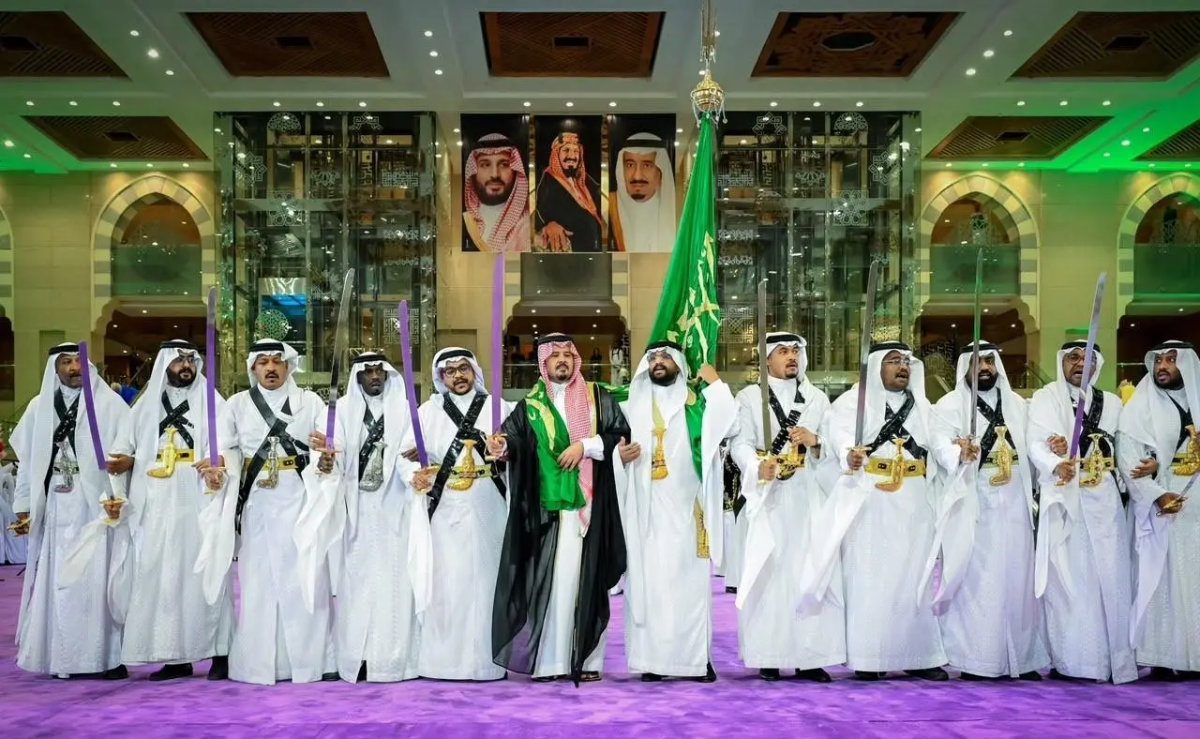 Officials take part in National Day festivities in Madinah. (SPA)