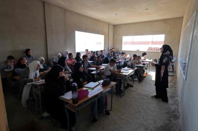 South Lebanon children return to school destroyed by Israel strike