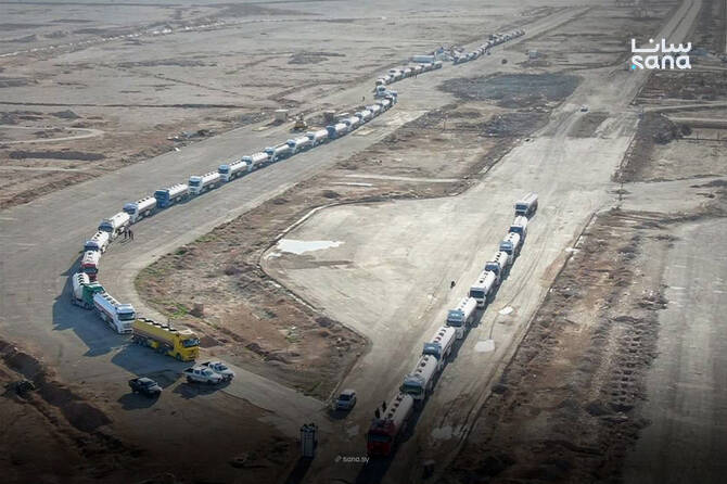 Gasoline shipped to Syria begins moving by road to Iraq, Syrian official says