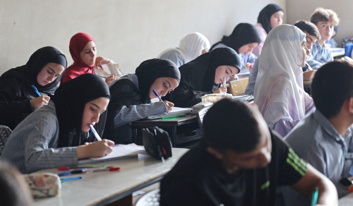 South Lebanon children return to school destroyed by Israel strike