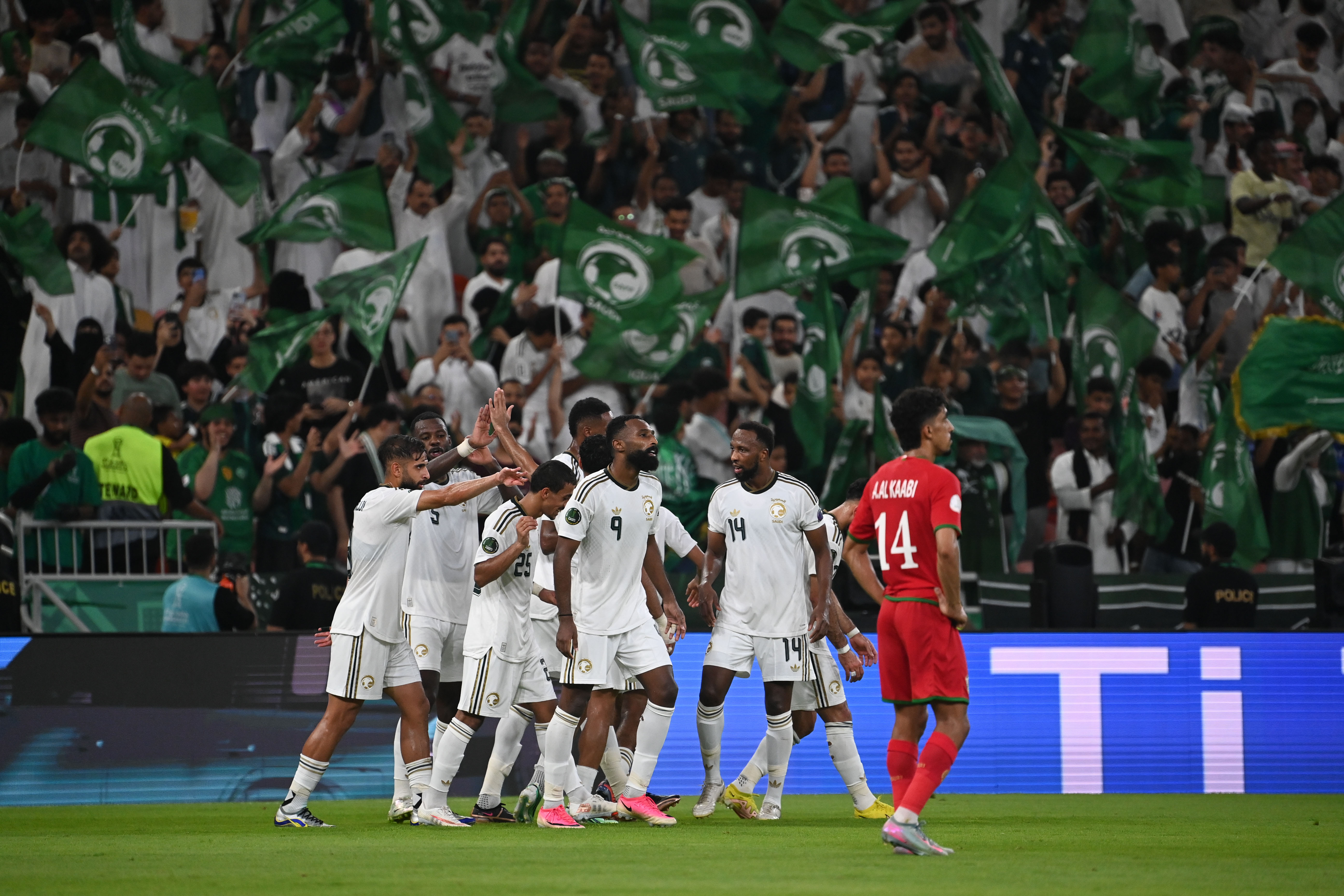 ‘Great performance’ — Donis hails Saudi improvement in attack after win over Oman