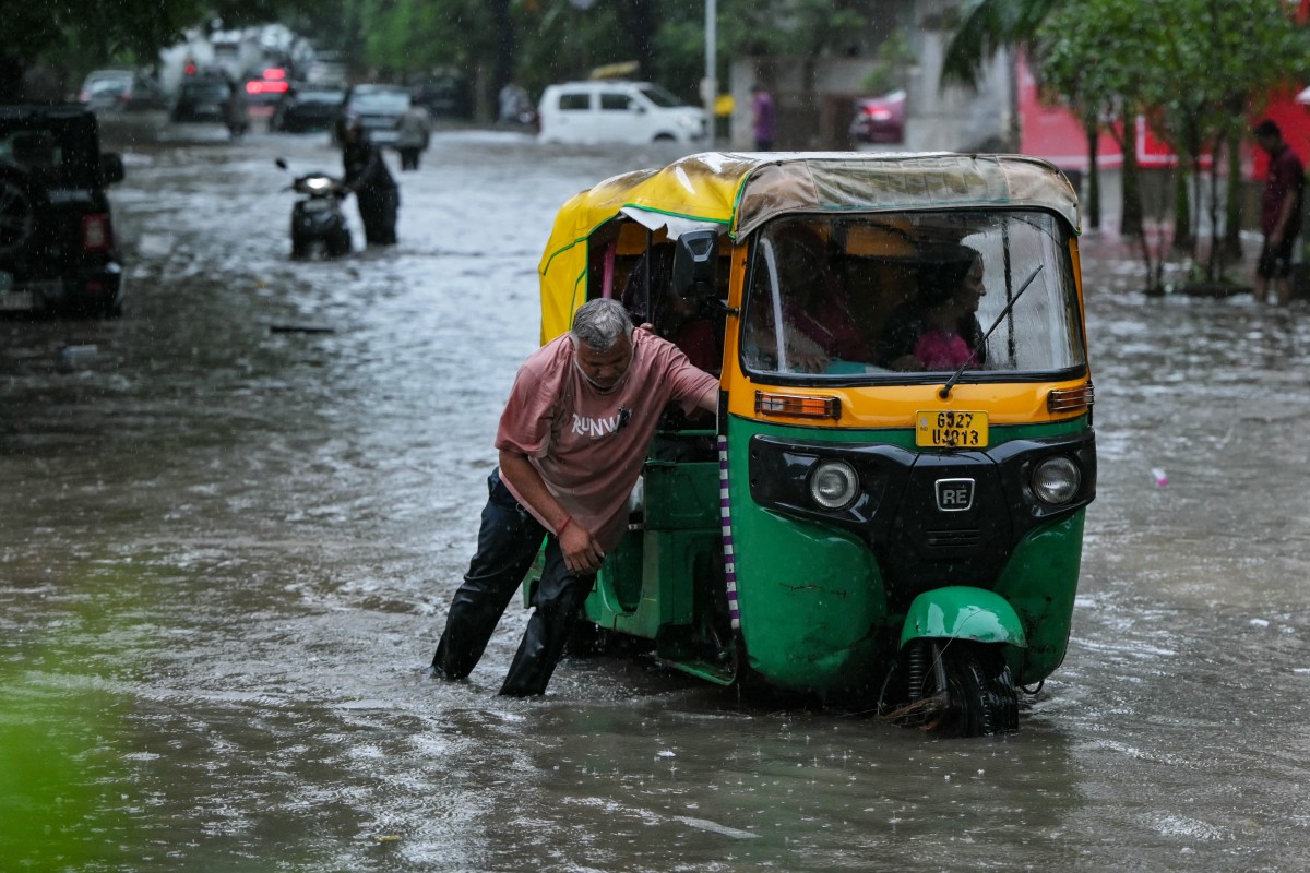 Heavy rain kills 56 in India’s Uttar Pradesh state: disaster agency