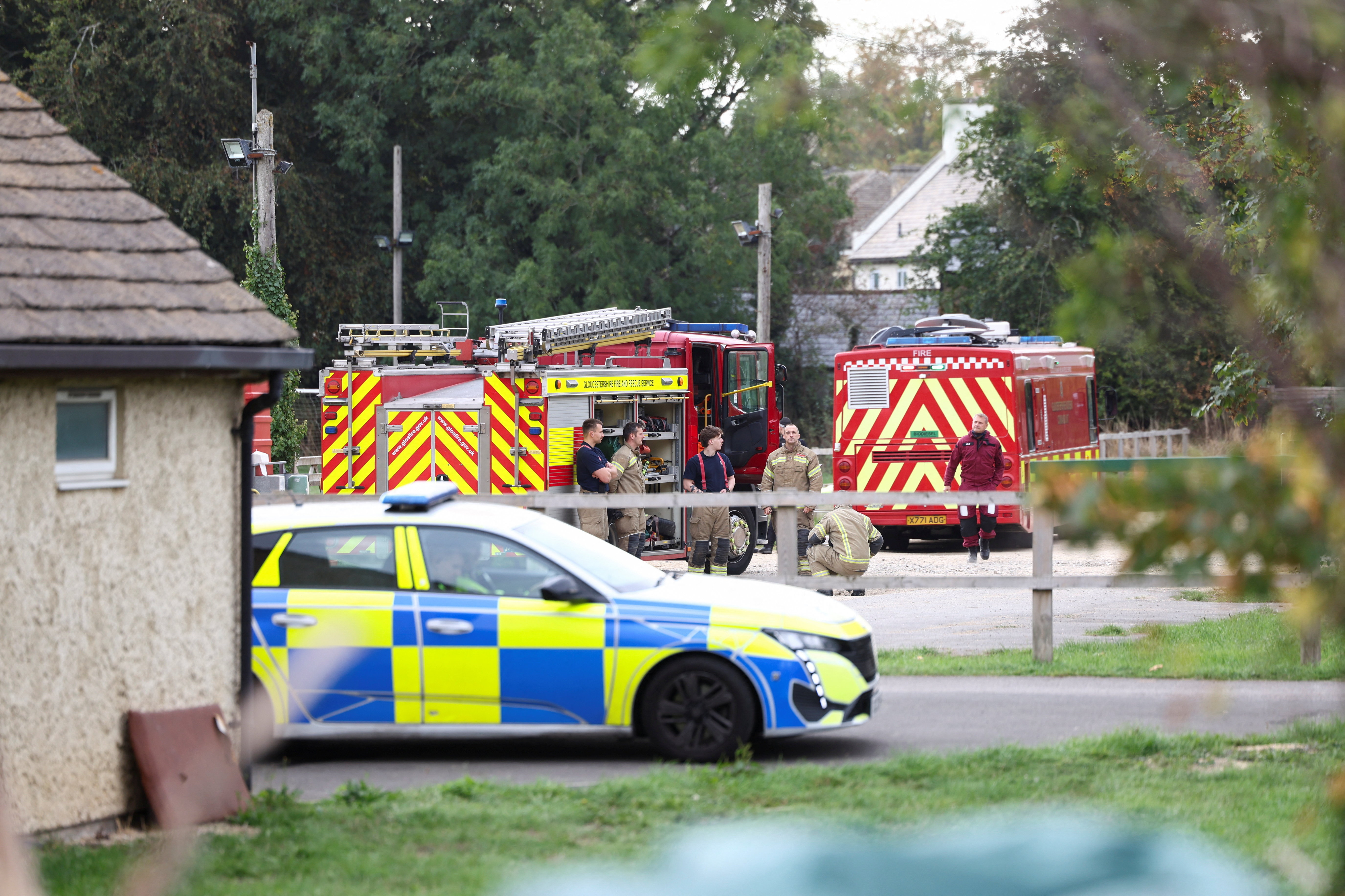 Emergency vehicles are parked at Fairford Youth Football club, near RAF Fairford, which hosts US Air Force personnel, in Fairford, Gloucestershire, UK, September 27, 2026. (Reuters file photo)