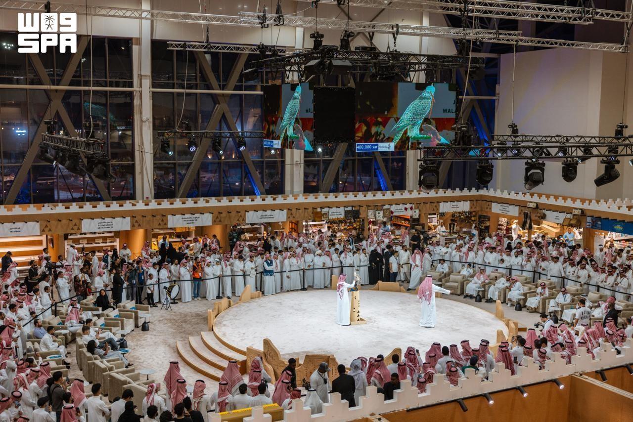 The exhibition has a section dedicated to Mongolian falcons for the second successive year, reflecting their growing appeal among Saudi falconers. (SPA)