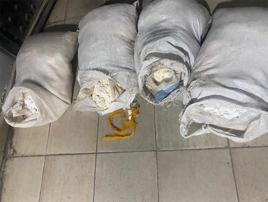 A judicial source told Arab News that the type of explosive was C-4 and it had been carried on a donkey through the rugged border area. (Supplied)