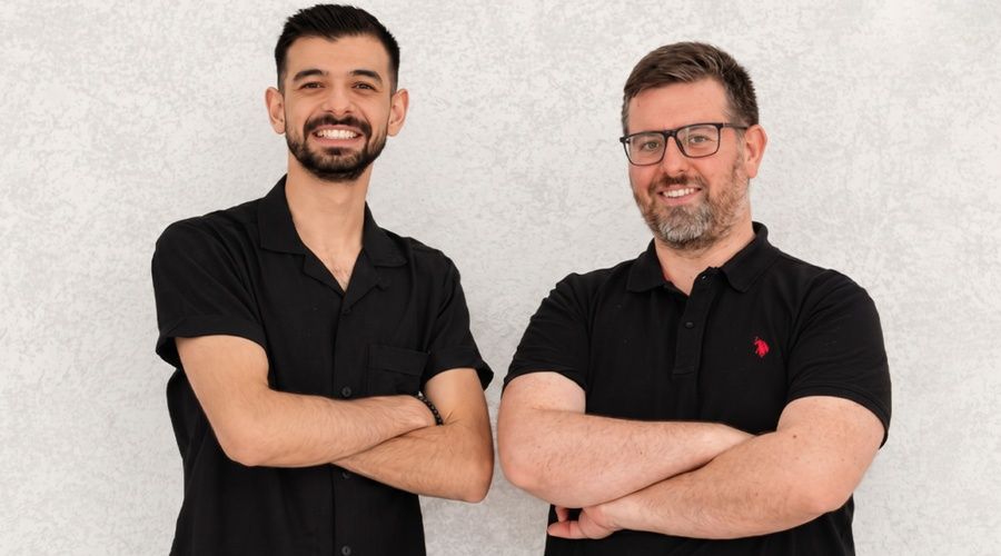 Alo Hakeem co-founders Abdullatif Al-Baroudi and Albaraa Abdulsalam.