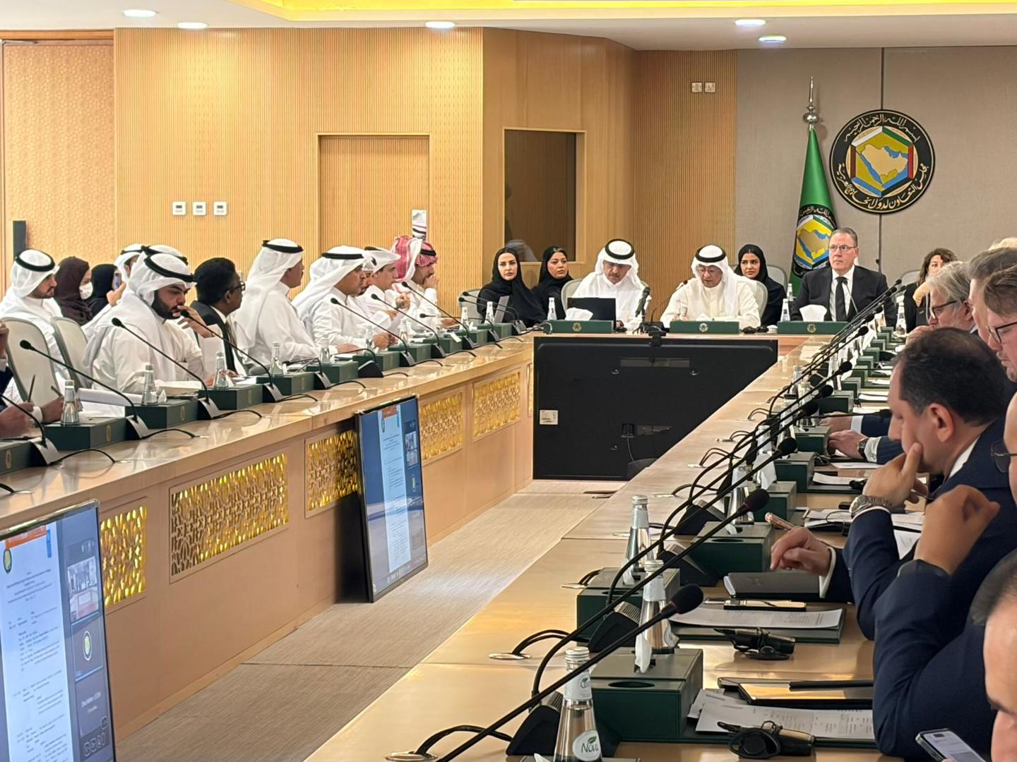 Gulf officials and UNDP experts gather in Riyadh to discuss cross-border infrastructure, investment and stronger economic links across the Arab region. (UNDP)