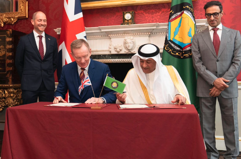 GCC Secretary-General Jasim Al-Budaiwi and then-UK Minister of State for Trade Policy Chris Bryant sign a trade deal in London. File/Supplied