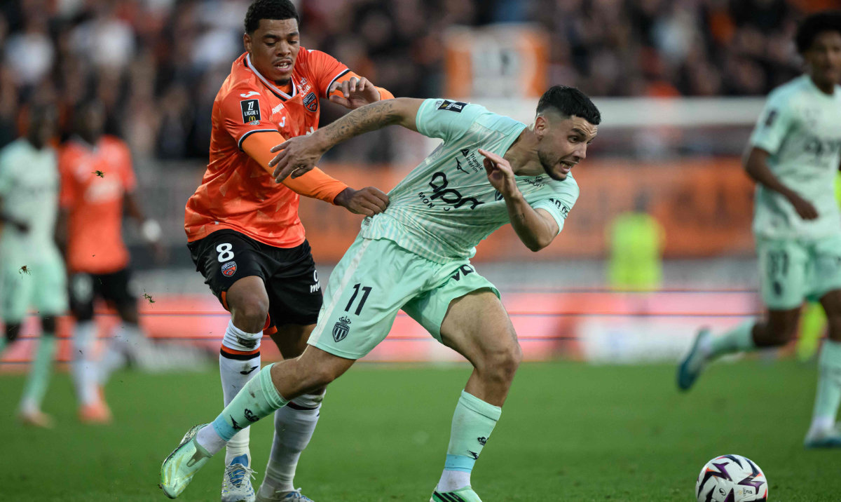 Monaco fall at Lorient as last-gasp Sinayoko snatches win for Paris FC