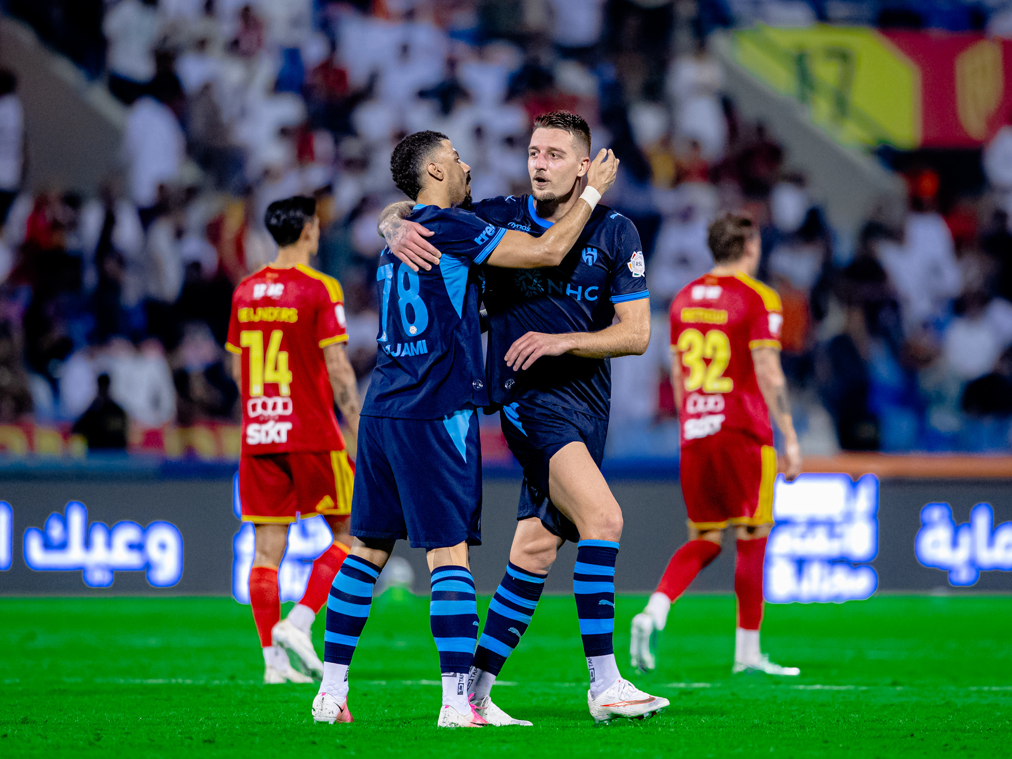 Al-Hilal edge five-goal classic at Al-Qadsiah to seize top spot
