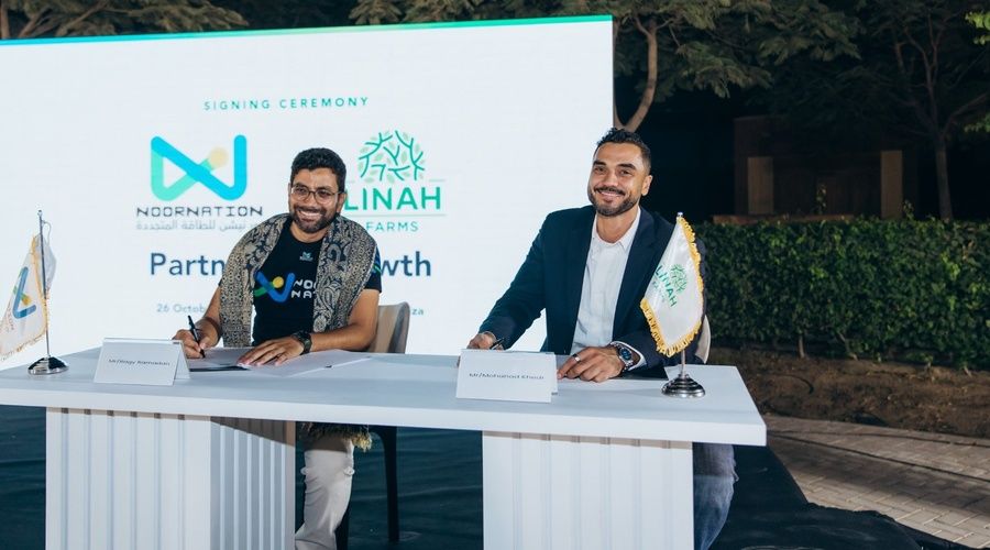NoorNation founder and CEO Ragy Ramadan, left, at the investment signing with Linah Farms.