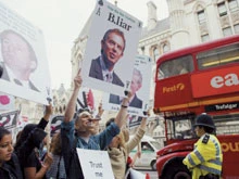 Blair Owns Up to Fingering Kelly