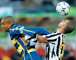 Champions Juve Close Gap by Thrashing Parma