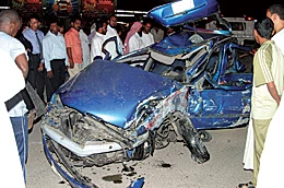 Three Killed in Jeddah Road Accident