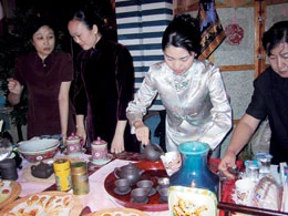 Drinking Tea for a Good Cause