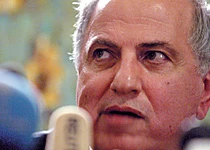 US Troops Raid Chalabi’s House