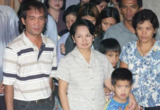 Arroyo Defiant Over Troop Pullout