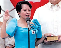 Arroyo Urges Filipinos to Unite, Reaches Out to Poor