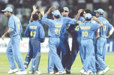 India Enter Final Despite Jayasuriya Blitz