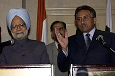 ‘Historic Day’ in Indo-Pak Ties