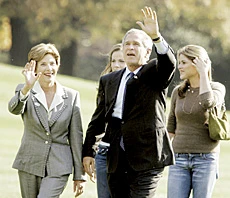 Bush, Kerry Fight to the Wire