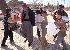 Insurgents Step Up Iraq Attacks
