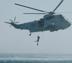 Running the Gauntlet of Mines in Sea