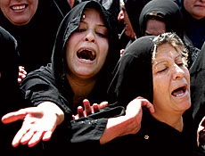 Rebel Attacks Kill 12 in Iraq