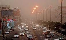 Traffic Chaos as Sandstorm Hits Jeddah