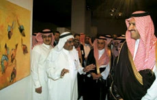 Art Exhibition Raises Funds for Orphans