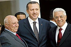 Abbas Welcomes Erdogan Offer