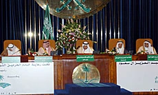 REF Suggests Measures to Create Jobs for Women